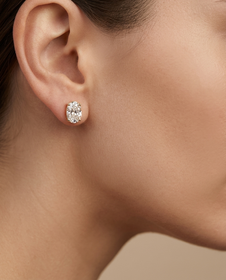 14KT Gold Diamond Oval Earing on model