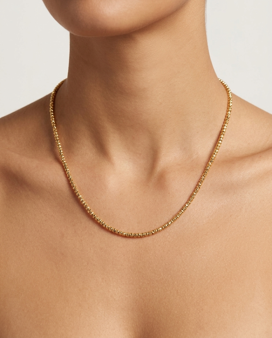 14KT Gold Diamond Cut Chain on model