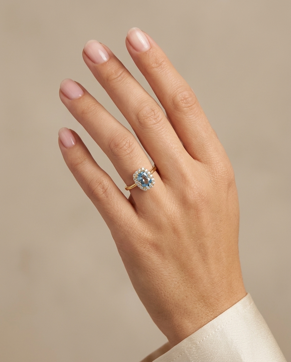 14KT Gold Aquamarine and Diamonds Ring on model