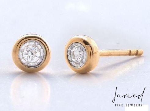 Single Stone Illusion Bezel Earrings in Yellow Gold