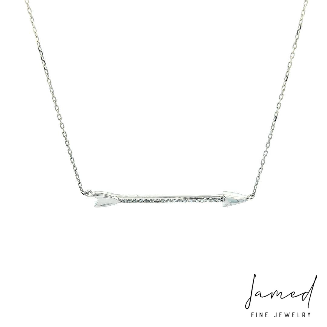 Diamond Arrow Necklace with in White Gold